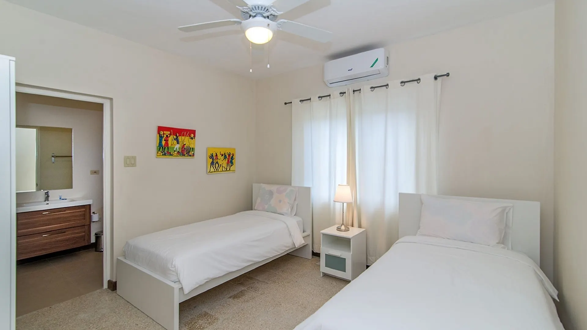 Hotel Nianna Coral Bay Luxurious Townhouse- 3 Montego Bay
